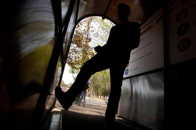 Santiago, April 3, 2020 The Municipality of Las Condes inaugurated a Sanitary Tunnel, which seeks to reduce the spread of the Coronavirus, is located in the Sector of the Dominicans Javier Salvo Aton Chile, Santiago Chile Aton 409764  Copyright: JAVIERxSALVO ATONCHILE
