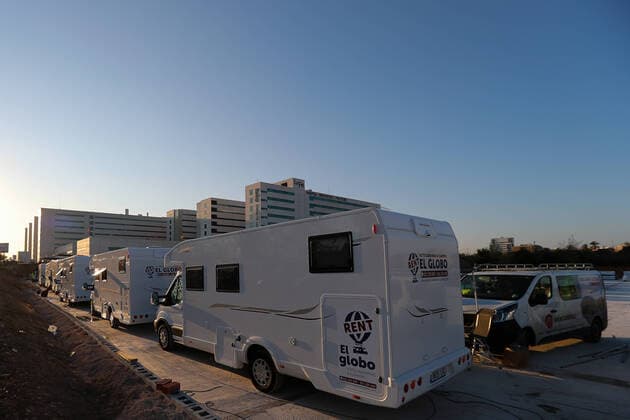 April 3, 2020, Valencia, VALENCIA, SPAIN: Illustration, Views of the progress of the works in the Field Hospital in Valencia during the third week after the Government declared the state of alarm in Spain and recommended people to stay at home to fight coronavirus COVID-19 on April 3, 2020 in Valencia, Spain Valencia SPAIN - ZUMAa181 20200403_zaa_a181_019 Copyright: xIvanxTerronx