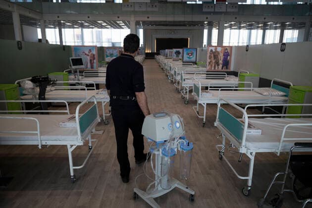 April 4, 2020, Tehran, Iran: A view of a temporary established emergency hospital in a part of the world s largest shopping mall complex called Iran Mall , to treat patients infected with the COVID-19 disease, caused by the SARS-CoV-2 coronavirus, in the northwest of the capital of Tehran, Iran. Due to the new type of coronavirus pandemic, the fairgrounds and gyms are temporarily turned into hospitals in the country. Iran Mall has turned into COVID-19 convalescent care center since the virus outbreak, equipped with about 1000 hospital beds, 20 ventilators, monitoring systems, and other needed equipment. Each day the center hosts 20 recovered ones who discharged from hospitals, and the patients are kept in the second round of quarantine to be up and about. Those in charge are estimating the beds increase to 3000. Tehran Iran - ZUMAf146 20200404_zip_f146_036 Copyright: xRouzbehxFouladix