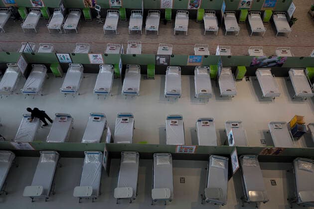 April 4, 2020, Tehran, Iran: A view of a temporary established emergency hospital in a part of the world s largest shopping mall complex called Iran Mall , to treat patients infected with the COVID-19 disease, caused by the SARS-CoV-2 coronavirus, in the northwest of the capital of Tehran, Iran. Due to the new type of coronavirus pandemic, the fairgrounds and gyms are temporarily turned into hospitals in the country. Iran Mall has turned into COVID-19 convalescent care center since the virus outbreak, equipped with about 1000 hospital beds, 20 ventilators, monitoring systems, and other needed equipment. Each day the center hosts 20 recovered ones who discharged from hospitals, and the patients are kept in the second round of quarantine to be up and about. Those in charge are estimating the beds increase to 3000. Tehran Iran - ZUMAf146 20200404_zip_f146_047 Copyright: xRouzbehxFouladix