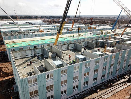 MOSCOW, RUSSIA - APRIL 4, 2020: An aerial view of the construction site of a new infectious deseases hospital for COVID-19 coronavirus patients by the village of Golokhvastovo. Mikhail Japaridze TASS  TS0D4687