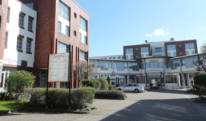 Das Vienna House Easy Hotel in Braunschweig wird zum Behelfskrankenhaus umfunktioniert, umgebaut Braunschweig