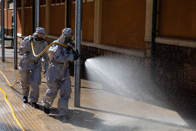 April 4, 2020, Terrassa, BARCELONA, Spain: The ADF disinfecting and cleaning public spaces as a measure to prevent the spread of the coronavirus. In Terrassa, Barcelona, Spain, April 04 on 2020. Terrassa Spain - ZUMAa181 20200404_zaa_a181_036 Copyright: xXavixBonillax