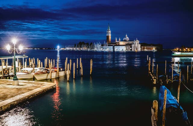 Venedig THEMENBILD - San Giorgio Maggiore, aufgenommen am 05. Oktober 2019 in Venedig, Italien San Giorgio Maggiore in Venice, Italy on 2019 10 05.