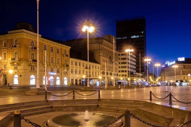PXL_Desert streets in Zagreb 04.04.2020., Ban Josip Jelacic Square, Zagreb, Croatia - Desert city center in the evening on Saturday. DavorxPuklavec PIXSELL