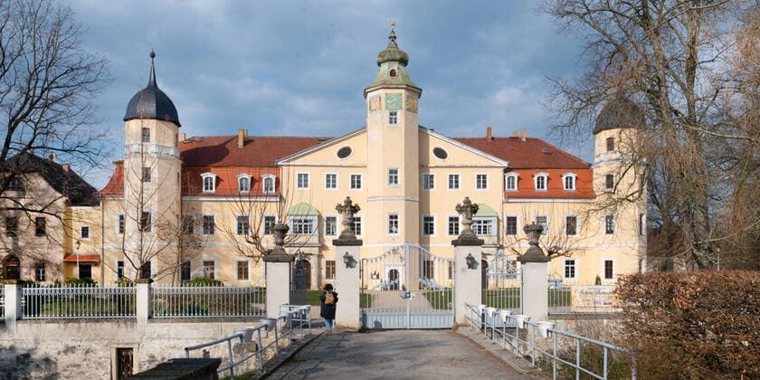 GER Sachsen Dresden Schloss Hermsdorf bei Dresden 040420 ddbd