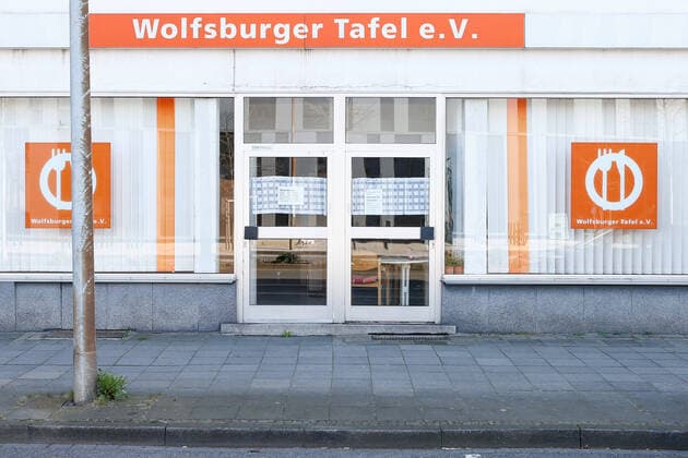 04.04.2020, xtgx, Auswirkungen des Corona Virus in Wolfsburg, Wolfsburger Tafel Wolfsburg