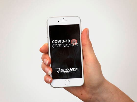 05.04.2020, Coronavirus-App auf einem Smartphone. 05.04.2020, Coronavirus-App auf dem Smartphone 05.04.2020, Coronavirus-App auf dem Smartphone