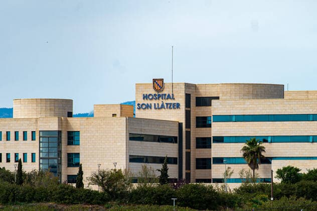 20200405 Palma de Mallorca under Corona Close down PALMA DE MALLORCA, SPAIN - APRIL 5: Clinica Son Llatzer at - Palma de Mallorca under Corona Close down on April 5, 2020 in Palma de Mallorca, . Palma de Mallorca Baleares Spain