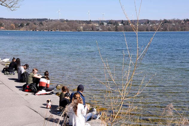 Sonntag am Starnberger See während der Ausgangsbeschränkungen wegen der Corona-Krise. Starnberg, 05.04.2020