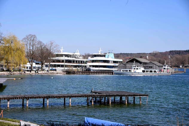 Sonntag am Starnberger See während der Ausgangsbeschränkungen wegen der Corona-Krise. Starnberg, 05.04.2020