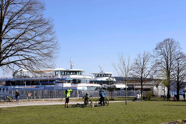 Sonntag am Starnberger See während der Ausgangsbeschränkungen wegen der Corona-Krise. Starnberg, 05.04.2020