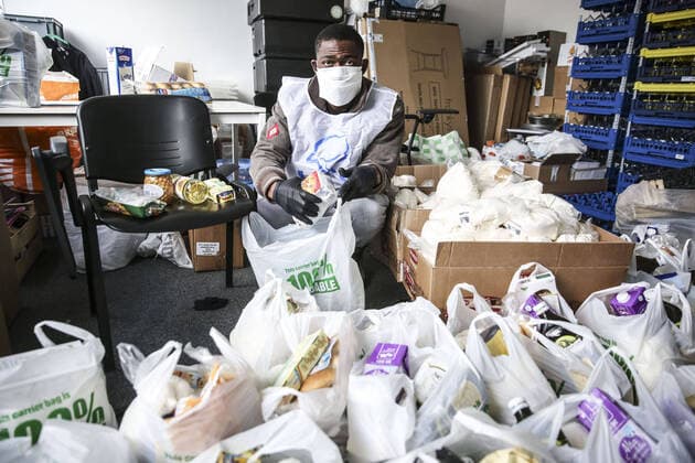 A group of thirty-three asylum seekers coordinated by the LESS Social Cooperative, which follows them in their path of insertion and social and professional inclusion, has set up a toll-free number 800-119-477 for qualified assistance of psychologists, social workers, social workers providing information on correct behavior to be followed in case of suspected contagion, to request home delivery of drugs or food products, handling postal services.  Copyright: xRobertaxBasilex xIPAx xKontrolabx