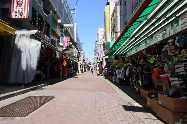 April 6, 2020, Tokyo, Japan - A few people walk at the Ameyoko street in Tokyo on Monday, April 6, 2020. Japanese Prime Minister Shinzo Abe is expecting to declare a state of emergency over the coronavirus in Japan.  (125086251)