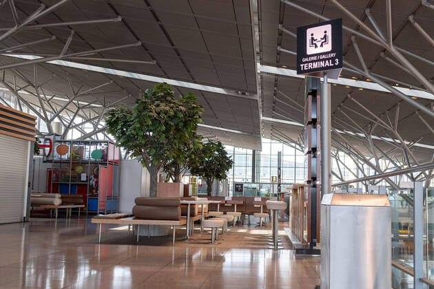 Stuttgart Themenfoto, Stockfoto, Flughafen Stuttgart, geschlossen wegen Corona, 06.04.2020 Schalterbereich geschlossen, Themenfoto, Stockfoto, Flughafen Stuttgart, geschlossen wegen Corona, 06.04.2020, Copyright: xEibner-Pressefoto SaschaxWaltherx EP_swa