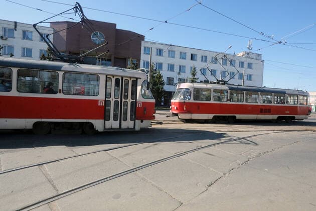 KYIV, UKRAINE - APRIL 06, 2020 - Tram is pictured in the street, Kyiv, capital of Ukraine. Medical examination for public transport drivers conducted in Kyiv  Copyright: xYuliiaxOvsyannikovax