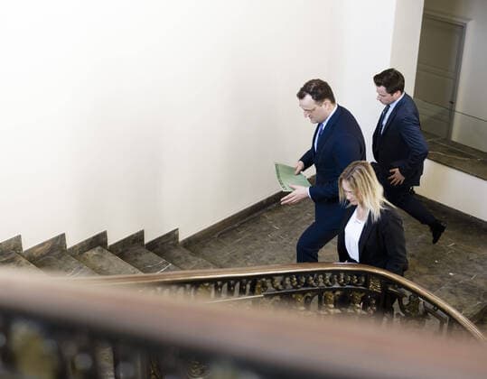 Bundesgesundheitsminister Jens Spahn (CDU) im Staatsministerium Baden-Wuerttemberg in Stuttgart am 07.04.2020. Stuttgart Germany