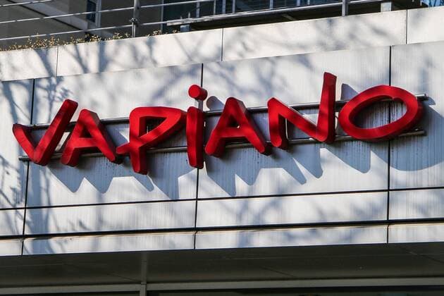 Eine geschlossene Filiale der Insolventen-Restaurantkette Vapiano im Duisburger Innenhafen, Corona Auswirkungen in NRW, Duisburg, 01.04.2020, Duisburg Nordrhein-Westfalen Deutschland *** A closed branch of the insolvent restaurant chain Vapiano in the Duisburg Inner Harbour, Corona Effects in NRW, Duisburg, 01 04 2020, Duisburg North Rhine-Westphalia Germany