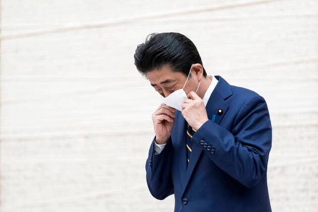 April 7, 2020, Tokyo, Japan: TOKYO, JAPAN - APRIL 07: Japan s Prime Minister Shinzo Abe wears a face mask during a press conference at the prime minister s official residence on April 07, 2020 in Tokyo, Japan. Tokyo Japan - ZUMAz114 20200407_zih_z114_009 Copyright: xPOOLx
