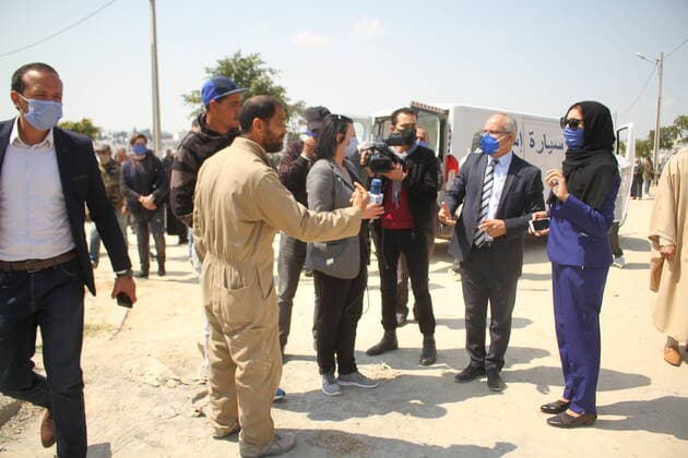 Coronavirus in Tunesien, Pflegekräfte üben den Ernstfall in Tunis La municipalite de tunis propose une operation blanc de l enterrement des deces de corona a tunis Mise en terre NEWS : Crise sanitaire mondiale et la pandemie du Coronavirus Covid19 en tunisie - Tunis - 07 04 2020 WassimJdidi Panoramic 