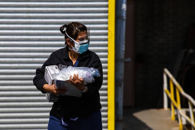 April 7, 2020, New York, NEW YORK, EUA: Ambulance movement with patients and health professionals in front of Wyckoff Medical Center Hospital in Brooklyn in New York during the Coronavirus COVID-19 pandemic in the United States. New York EUA - ZUMAc233 47122765st Copyright: xVanessaxCarvalhox