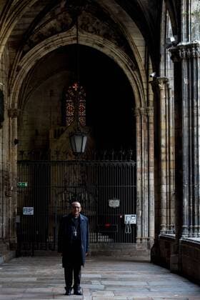 Barcelona s Archbishop and president of the Spanish Episcopal Conference (SEC), Juan Jose Omella, is seen during an interview at the Cathedral in Barcelona, Spain, 08 April 2020. According to the Archbishop, we all have to pray but also fight; We ave to apply the saying God helps those who help themselves . Barcelona s Archbishop Juan Jose Omella !ACHTUNG: NUR REDAKTIONELLE NUTZUNG!  Copyright: xQuiquexGarciax GRAFCAT4451 20200408-637219450901982720