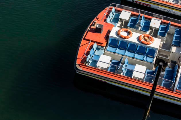 Stromma Canal Tours Copenhagens baade ligger stille ligger ved Industrilynetten i Koebenhavn onsdag den 8. april 2020. Paa grund af COVID-19 er det ikke muligt at komme paa havnerundfart i paasken.. , Denmark Copyright: ÓlafurxSteinarxRyexGestsson ÓlafurxSteinarxGestssonx COP106 spdk20200408-145544-L