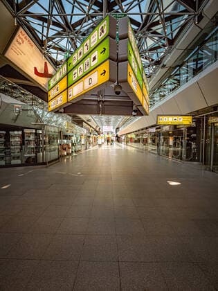 News Bilder des Tages Berlin Reinickendorf OT Tegel, Flughafen Berlin Tegel TXL, leer während Covid-19 Corona Berlin