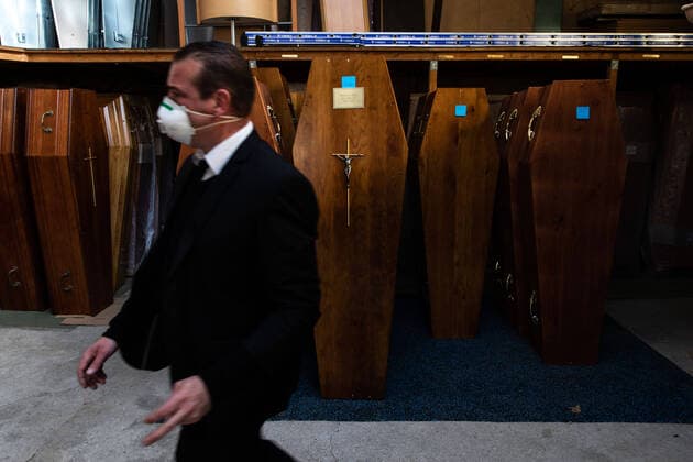 Paris, France, April 7, 2020 - Report inside the Santilly Funeral Home, which is currently facing the Coronavirus epidemic (Covid-19) - Many coffins marked Covid-19 are in storage.  Copyright: xAlexisxSciardx