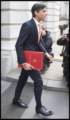 . 08 04 2020. London, United Kingdom. Coronavirus Briefing In Downing Street. Rishi Sunak - Chancellor of The Exchequer arrives in Downing Street ahead of Covid-19 briefing.  xMartynxWheatleyx xi-Imagesx IIM-21002-0002
