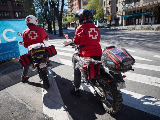 April 8, 2020, Pamplona, Navarra, SPAIN: Red Cross volunteers on motorcycles during the fourth week after the Government declared the state of alarm in Spain and recommended people to stay at home to fight coronavirus COVID-19 on April 8, 2020 in Pamplona, Spain Pamplona SPAIN - ZUMAa181 47124066st Copyright: xEduardoxSanzx