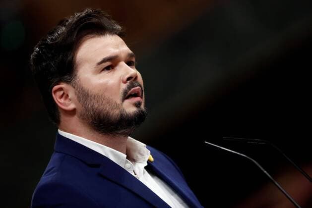 Catalan pro-independent left ERC party s parliamentary spokesman Gabriel Rufian delives a speech during the plenary session at Lower Chamber of Spanish Parliament, in Madrid, Spain, 09 April 2020. The session is to be focused in passing a new extension of the state of alarm due to coronavirus outbreak. Plenary session amid coronavirus outbreak !ACHTUNG: NUR REDAKTIONELLE NUTZUNG!  Copyright: xMariscalx GRAF7888 20200409-637220284695754623