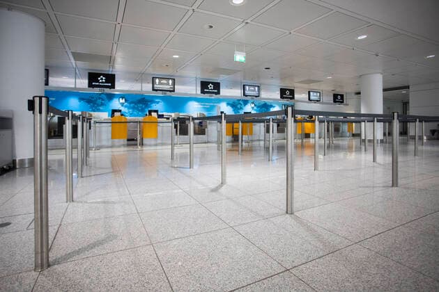 Corona Pandemie, Flughafen Muenchen, menschenleer. 17.04.2020