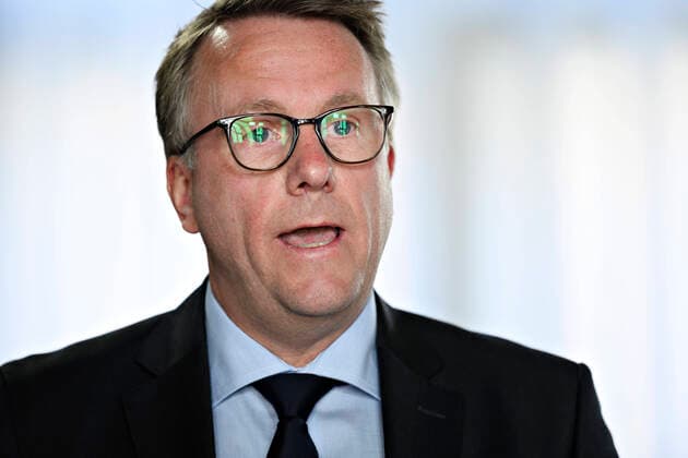 Skatteminister Morten Boedskov (S), da han sammen med finansministeren, erhvervsministeren og beskaeftigelsesministeren holder pressemoede i Finansministeriet torsdag den 9. april 2020. Ved pressemoedet gives en opdatering om den danske oekonomi under coronaudbruddet og en status paa hjaelpepakkerne.. , Copenhagen Denmark Copyright: PhilipxDavali PhilipxDavalix cop105 spdk20200409-124752-L