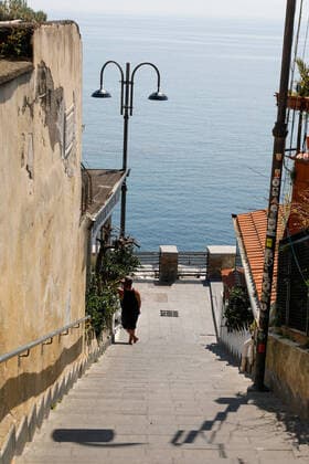 April 9, 2020, Napoli, CAMPANIA, ITALIA: 09 04 2020 Naples, along the coast of Mergellina and Marechiaro, the only place in the world where you can swim among the remains of ancient Roman walls, returned to splendor thanks to the lack of people and illegal discharges in the days of the pandemic quarantine for the Covid-19 virus. Napoli ITALIA - ZUMAs236 20200409_zap_s236_002 Copyright: xFabioxSassox