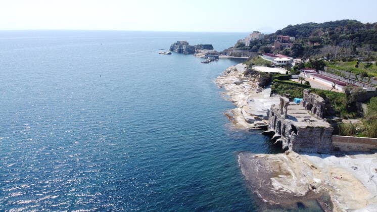 April 9, 2020, Napoli, CAMPANIA, ITALIA: 09 04 2020 Naples, along the coast of Mergellina and Marechiaro, the only place in the world where you can swim among the remains of ancient Roman walls, returned to splendor thanks to the lack of people and illegal discharges in the days of the pandemic quarantine for the Covid-19 virus. Napoli ITALIA - ZUMAs236 20200409_zap_s236_089 Copyright: xFabioxSassox