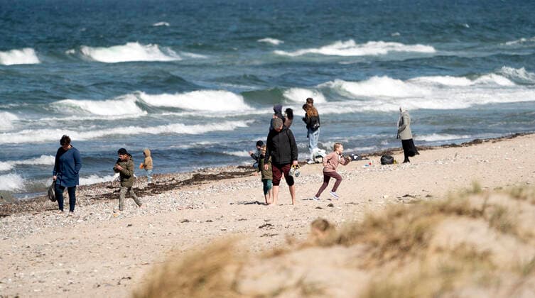 Skaertorsdag i Tisvilde. torsdag den 9. april 2020. (foto Keld Navntoft Scanpix 2020) , Tisvilde Copyright: KeldxNavntoft KeldxNavntoftx COP114 spdk20200409-181742-L
