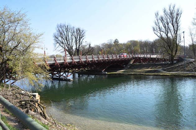 Thalkirchen-Thalkirchner Bruecke ueber Isar Werkkanal Muenchen 09.04.20 Muenchen