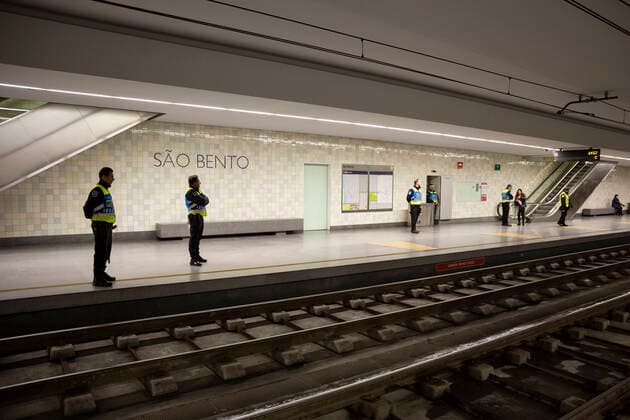 April 9, 2020, Porto, Portugal: Police officers wait for the arrival of the metro to inspected..From April 9th until April 13th, Easter period, the movement of people outside the municipality of residence is prohibited, and people will only be able to leave their municipality of residence if they have proof of the working entity. Within this period of time the police will inspect highways, buses and the metro, this is done to prevent the spread of coronavirus in Porto. Porto Portugal - ZUMAs197 20200409_zaa_s197_119 Copyright: xRitaxFrancax