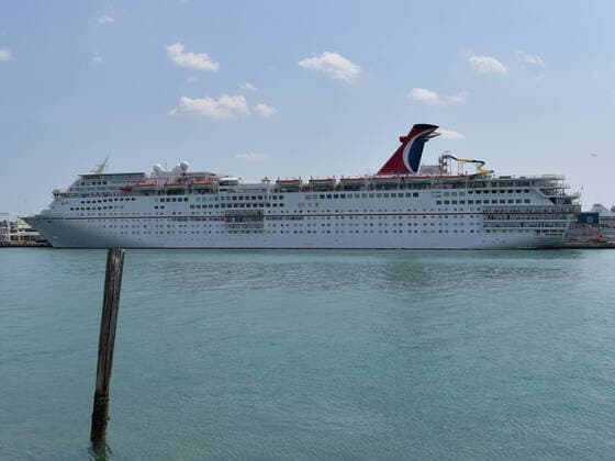 April 9, 2020, Miami Beach, Florida, United States Of America: MIAMI BEACH, FL - APRIL 09: COVID-19: As the Cruise ship Coral Princess sits docked at The Port of Miami the U.S. Coast Guard said over 100 cruise ships and 90,000 crew members are still stuck at sea in or near U.S. ports and waters amid coronavirus outbreak on April 09, 2020 in Miami Beach, Florida..People: Coral Princess Miami Beach United States Of America - ZUMAn287 20200409_zaa_n287_039 Copyright: xSMGx