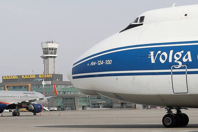 KAZAN, RUSSIA - APRIL 10, 2020: An Antonov An-124 Ruslan transport aircraft carrying 6 million medical masks and equipment for production of means of individual protection at Kazan International Airport. The delivery was ordered by Tatneft. Yegor Aleyev TASS  TS0D5219