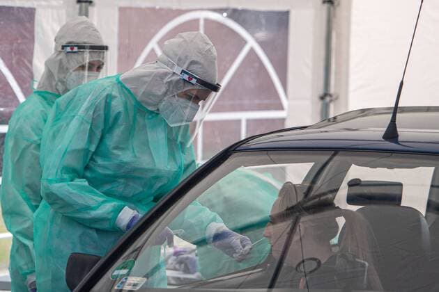 A mobile test tent for performing the test for the coronavirus in Gdynia A mobile test tent for performing the test for the coronavirus on April 10, 2020 in Gdynia, Poland... Potentially all infectected patients ican carry out the examination without leaving the car EN_01424307_0011 