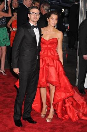 Justin Timberlake (wearing William Rast), Jessica Biel (wearing an Atelier Versace dress) at arrivals for The Model as Muse: Embodying Fashion Costume Institute Benefit Gala, Metropolitan Museum of Art, New York, NY May 4, 2009. Photo By: Rob Rich Everett Collection For usage credit please use; Rob Rich Everett Collection !ACHTUNG AUFNAHMEDATUM GESCHÃ„TZT! PUBLICATIONXNOTxINxCANxCHNxFRAxITAxJPNxNORxPOLxRUSxESPxUKxUSA Copyright: xRobxRich EverettxCollectionx 0904MYA OH003