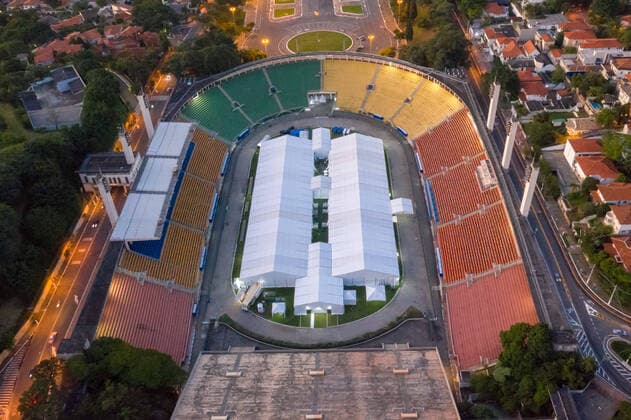 SÃO PAULO, SP - 10.04.2020: FIELD HOSPITAL IN PACAEMBU - Drone photos, taken from the field hospital at the Pacaembu stadium, created for the Covid-19 crisis, in São Paulo, SP. x1903240x  AndrexChaco