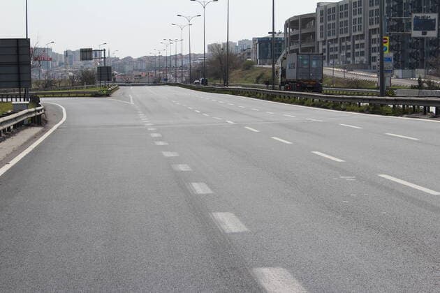As a Coronavirus protection Turkey strated a curfew from saturday 00:01 for 31 big citys that starts with Istanbul effective immediately. On saturday the streets of Istanbul was really bare. It seems like the people are implementing the curfew , Istanbul , Turkey on April 11 , 2020. 