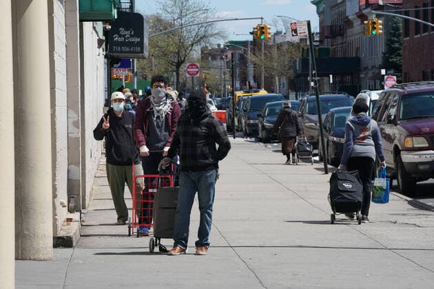 April 11, 2020, New York, NY, USA: A drive-thru COVID testing facility is operational in the Flatbush section of the Borough of Brooklyn on April, 11, 2020 in New York. New York USA - ZUMAb148 20200411_zap_b148_033 Copyright: xBryanxSmithx