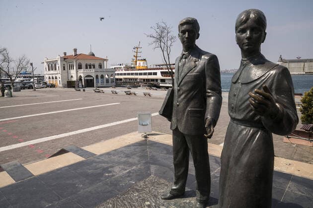 Istanbul™s normally crowded but now mostly deserted Kadikoy district streets after the two-day curfew declared by the government to slow coronavirus spread, in Istanbul, Saturday, April 11, 2020. Copyright: MuratxBaykara 16718138
