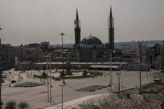 Istanbul™s normally crowded but now mostly deserted Kadikoy district streets after the two-day curfew declared by the government to slow coronavirus spread, in Istanbul, Saturday, April 11, 2020. Copyright: MuratxBaykara 16718149