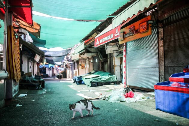 Coronavirus in der Türkei, Ausgangssperre in Izmir The normally busy but now mostly deserted Aegean coastal city of Izmir after the two-day curfew declared by the government to slow coronavirus spread, Saturday, April 11, 2020. Copyright: EmrexTazegul 16718357