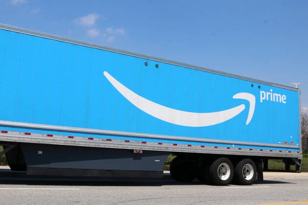 April 11, 2020, San Bernardino, CA, USA: LOS ANGELES - APR 11: Amazone Prime Truck at the Businesses Responding to COVID-19 at the Amazon Fulfillment Center on April 11, 2020 in San Bernardino, CA San Bernardino USA - ZUMAb170 20200411_zap_b170_001 Copyright: xKayxBlakex